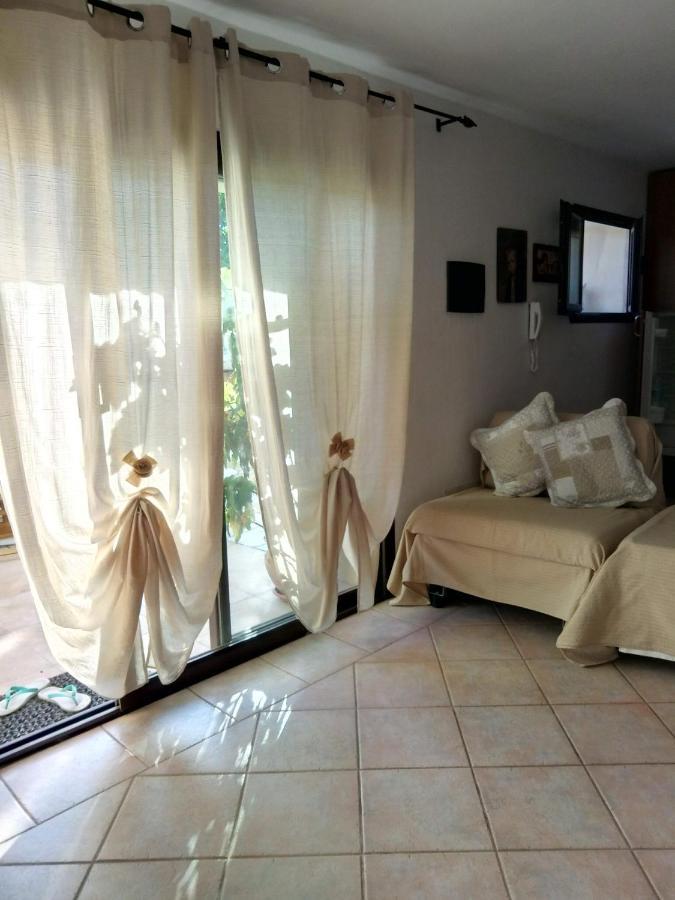 Appartamento Casa Massy Arzachena Esterno foto